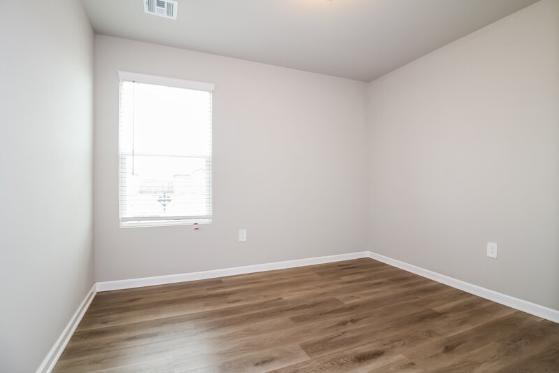 1,835/Mo, 10524 SW 37th Street Mustang, OK 73064 Bedroom View 3
