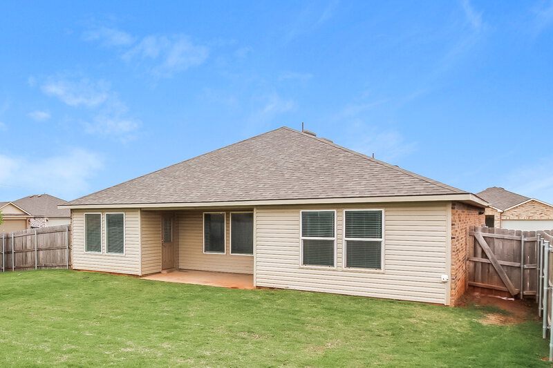 1,835/Mo, 10524 SW 37th Street Mustang, OK 73064 Rear View 2