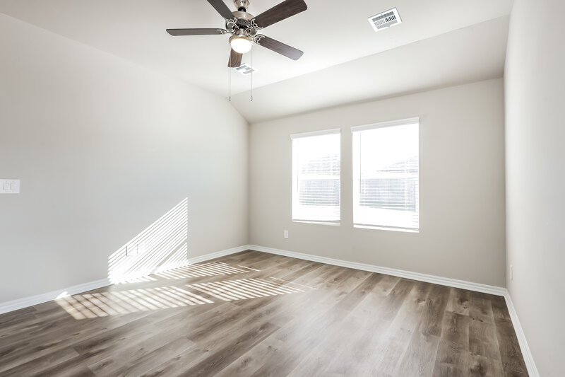1,855/Mo, 10516 SW 37th Street Mustang, OK 73064 Main Bedroom View 2