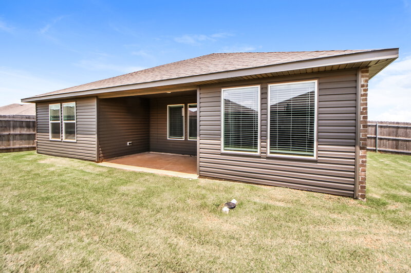 1,920/Mo, 10404 SW 37th Street Mustang, OK 73064 Rear View
