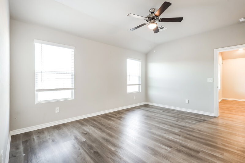 1,715/Mo, 10421 SW 38th Street Mustang, OK 73064 Main Bedroom View 2