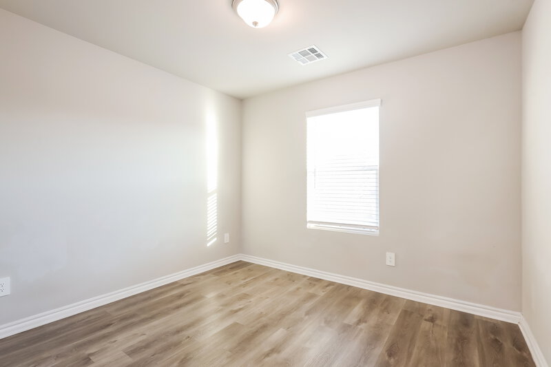 1,715/Mo, 10421 SW 38th Street Mustang, OK 73064 Bedroom View