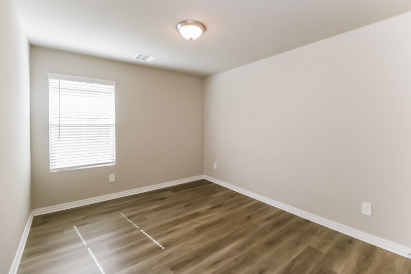 1,780/Mo, 10501 SW 38th Street Mustang, OK 73064 Bedroom View 2