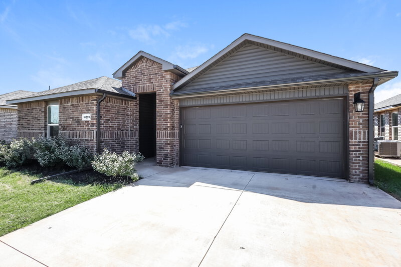 1,735/Mo, 10520 SW 38th Street Mustang, OK 73064 Front View