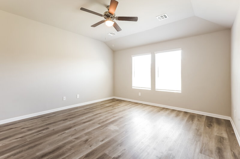 1,735/Mo, 10520 SW 38th Street Mustang, OK 73064 Main Bedroom View 2