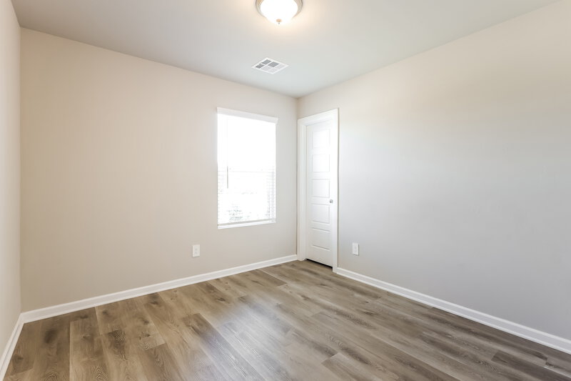 1,735/Mo, 10520 SW 38th Street Mustang, OK 73064 Bedroom View