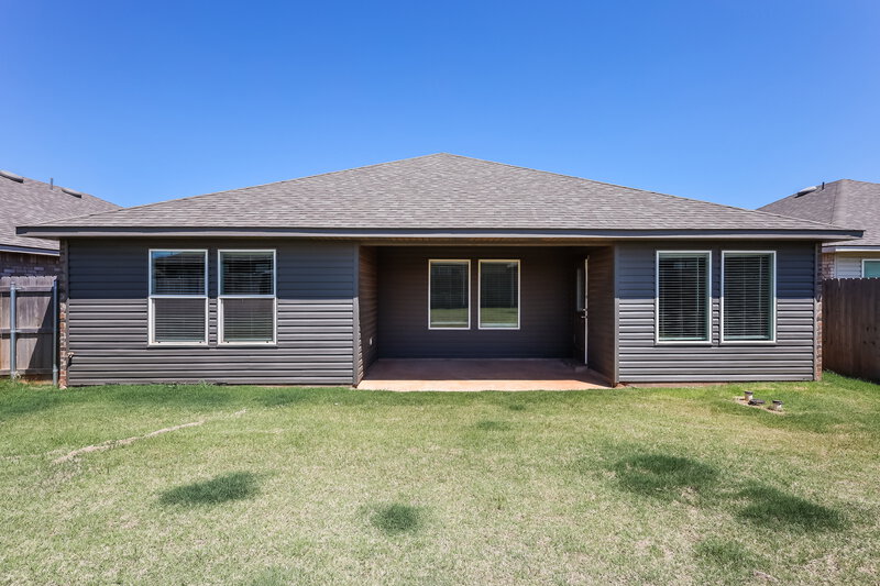 1,735/Mo, 10520 SW 38th Street Mustang, OK 73064 Rear View