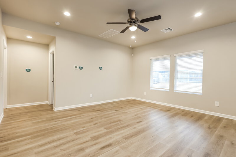 1,765/Mo, 10516 SW 38th Street Mustang, OK 73064 Misc View 3