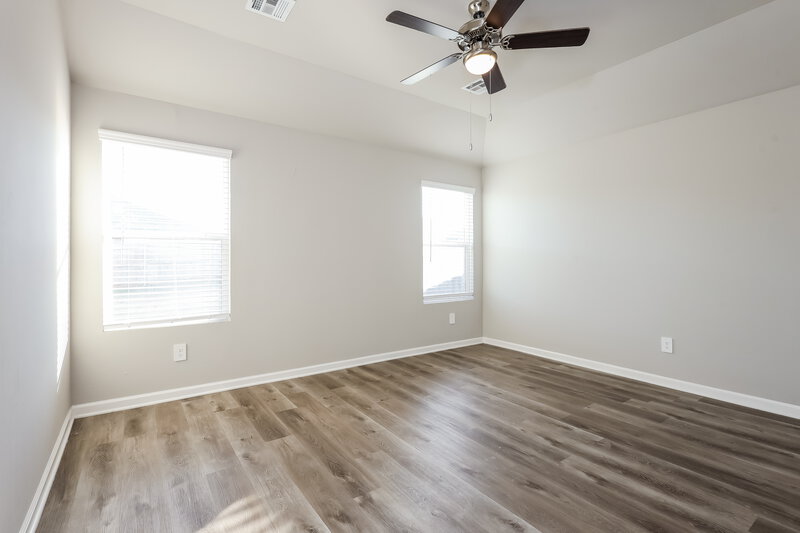 1,690/Mo, 10504 SW 38th Street Mustang, OK 73064 Main Bedroom View