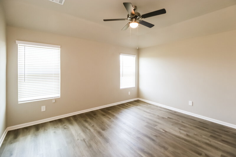 1,715/Mo, 10400 SW 38th Street Mustang, OK 73064 Main Bedroom View