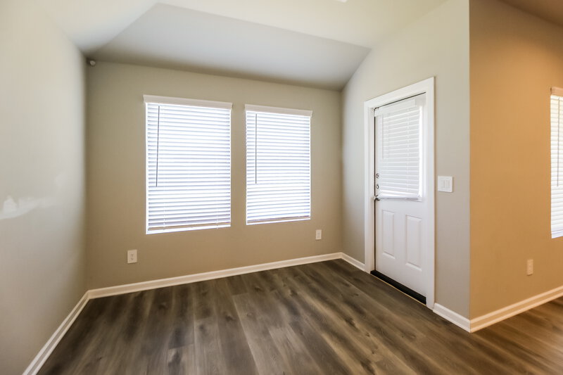 1,715/Mo, 10400 SW 38th Street Mustang, OK 73064 Bedroom View 3