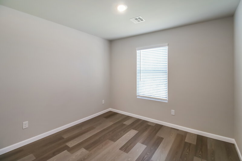 2,200/Mo, 3905 Sara Park Drive Mustang, OK 73064 Bedroom View