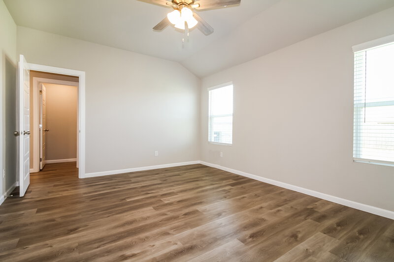 1,715/Mo, 10413 SW 39th Street Mustang, OK 73064 Main Bedroom View 2
