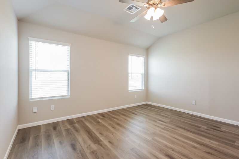 1,690/Mo, 4000 Canyon Ridge Lane Mustang, OK 73064 Main Bedroom View