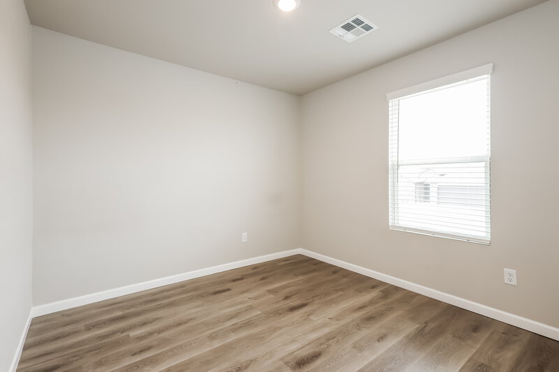 2,185/Mo, 10516 SW 39th Street Mustang, OK 73064 Bedroom View 2