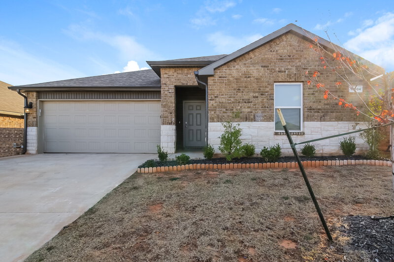 1,825/Mo, 10504 SW 39th Street Mustang, OK 73064 External View