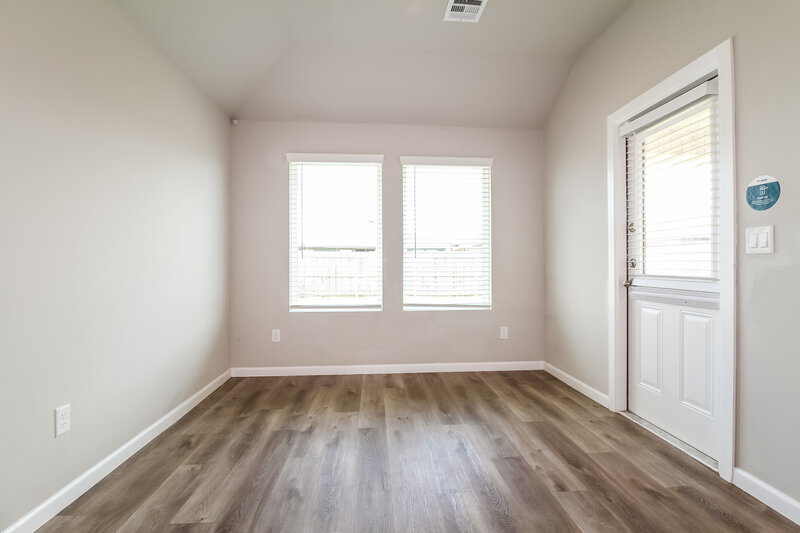 1,835/Mo, 10416 SW 39th Street Mustang, OK 73064 Bedroom View