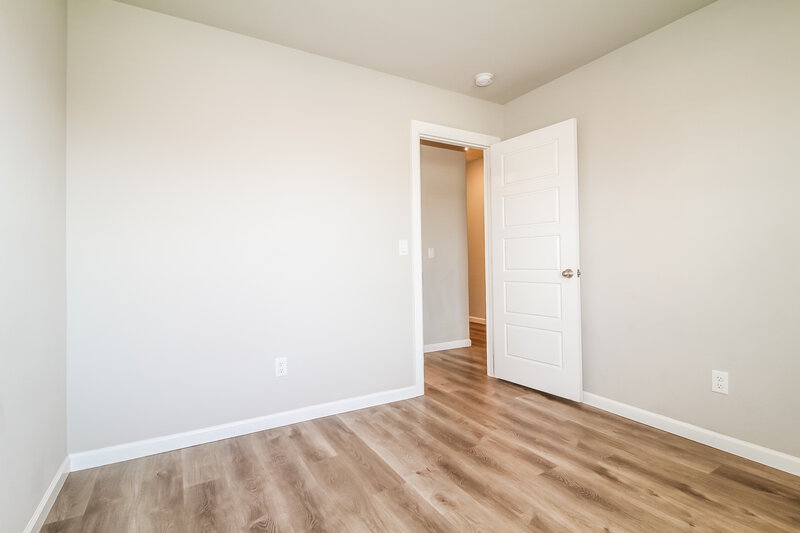 1,835/Mo, 10416 SW 39th Street Mustang, OK 73064 Bedroom View 3