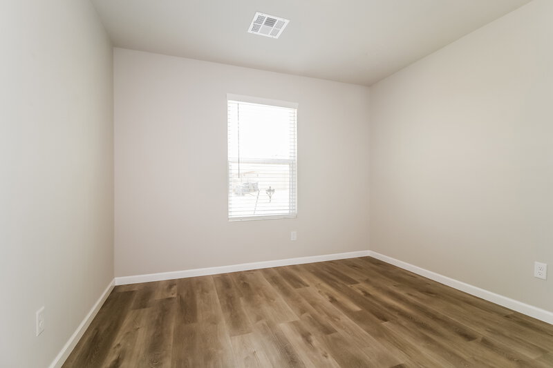 1,715/Mo, 10405 SW 40th Street Mustang, OK 73064 Bedroom View 3