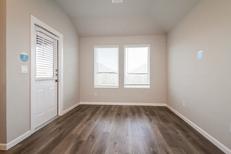 1,825/Mo, 10409 SW 40th Street Mustang, OK 73064 Dining Room View