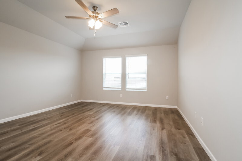 1,825/Mo, 10409 SW 40th Street Mustang, OK 73064 Main Bedroom View