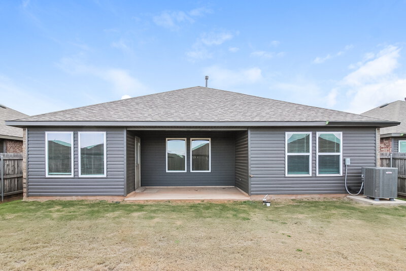 1,825/Mo, 10409 SW 40th Street Mustang, OK 73064 Rear View