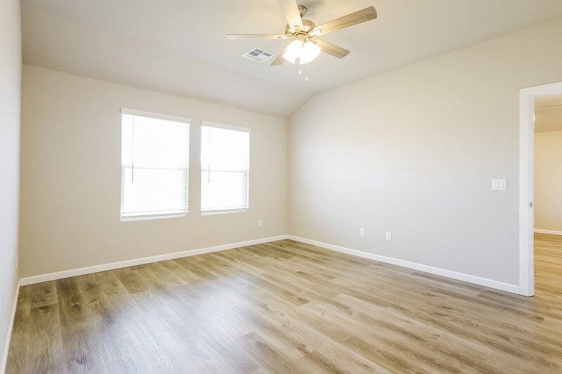 1,710/Mo, 10425 SW 40th Street Mustang, OK 73064 Main Bedroom View