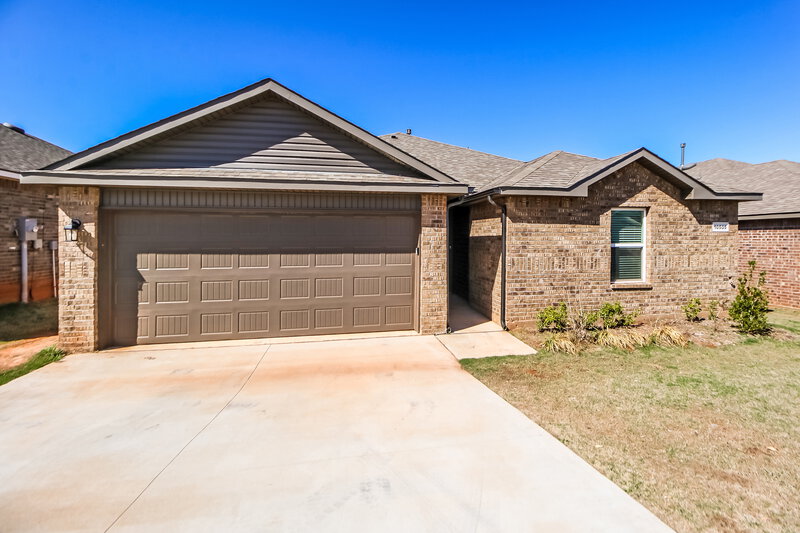 1,690/Mo, 10505 SW 40th Street Mustang, OK 73064 Front View