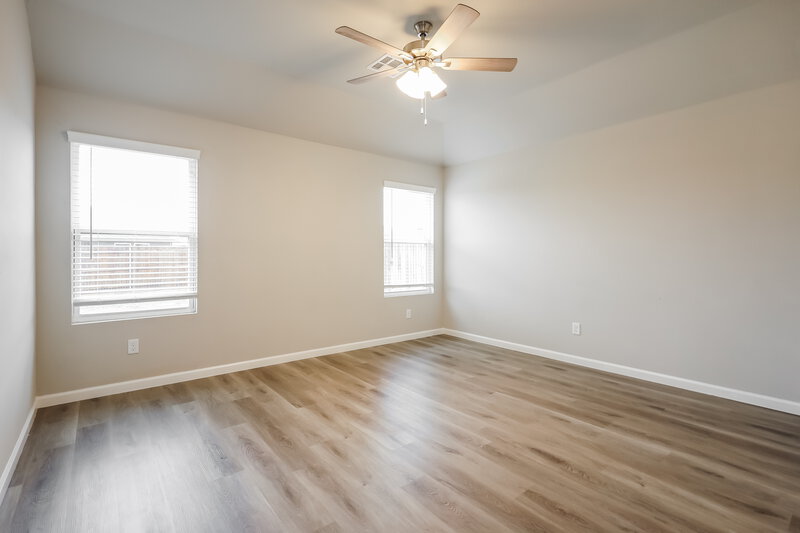 1,690/Mo, 10508 SW 40th Street Mustang, OK 73064 Main Bedroom View