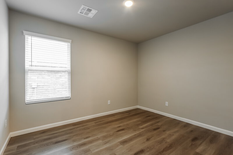 1,690/Mo, 10508 SW 40th Street Mustang, OK 73064 Bedroom View 2