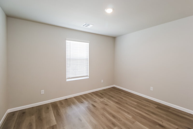 1,850/Mo, 10504 SW 40th Street Mustang, OK 73064 Bedroom View