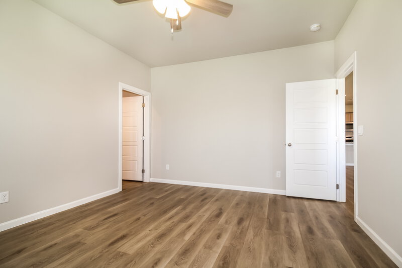 1,810/Mo, 10412 SW 40th Street Mustang, OK 73064 Main Bedroom View 2