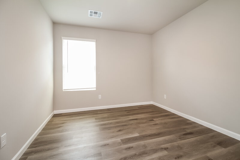 1,810/Mo, 10412 SW 40th Street Mustang, OK 73064 Bedroom View