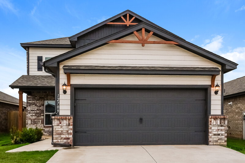 2,080/Mo, 12709 Torretta Way Yukon, OK 73099 External View