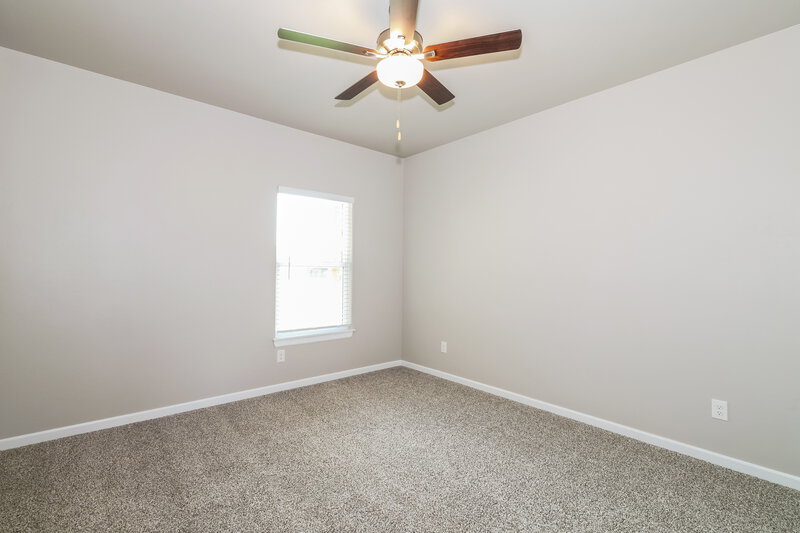 2,210/Mo, 12709 Torretta Way Yukon, OK 73099 Main Bedroom View