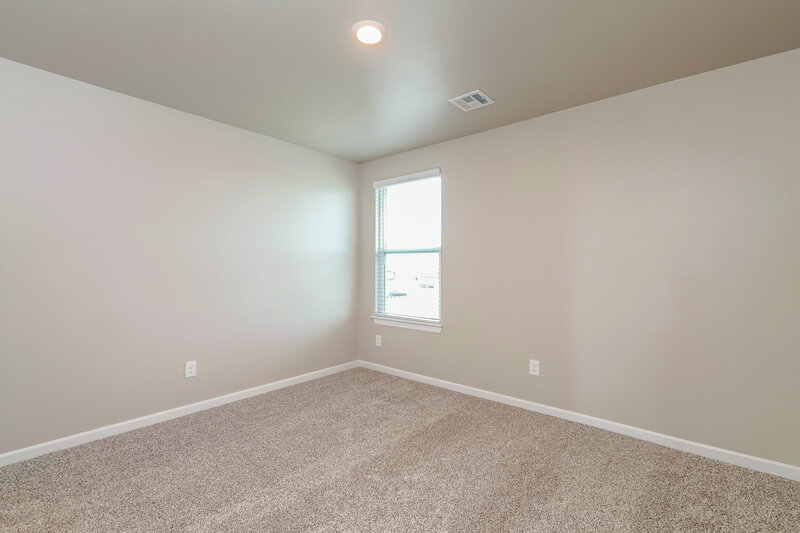 2,210/Mo, 12709 Torretta Way Yukon, OK 73099 Bedroom View 2
