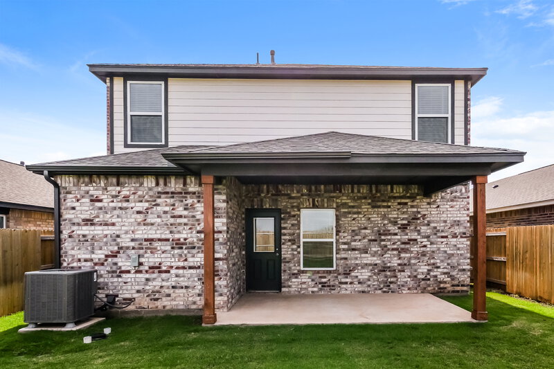 2,210/Mo, 12709 Torretta Way Yukon, OK 73099 Rear View