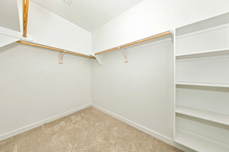 1,865/Mo, 9112 SW 19th St Oklahoma City, OK 73128 Walk In Closet View