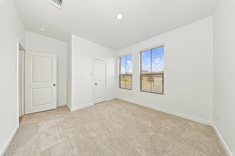 1,865/Mo, 9112 SW 19th St Oklahoma City, OK 73128 Bedroom View