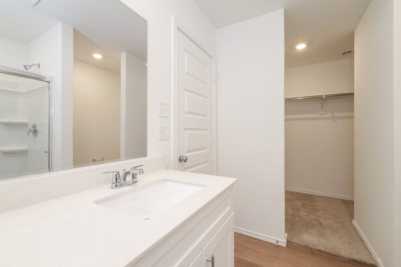 1,965/Mo, 5832 Norway Spruce St Edmond, OK 73034 Bedroom View 2