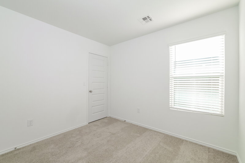 1,965/Mo, 5832 Norway Spruce St Edmond, OK 73034 Bedroom View 4