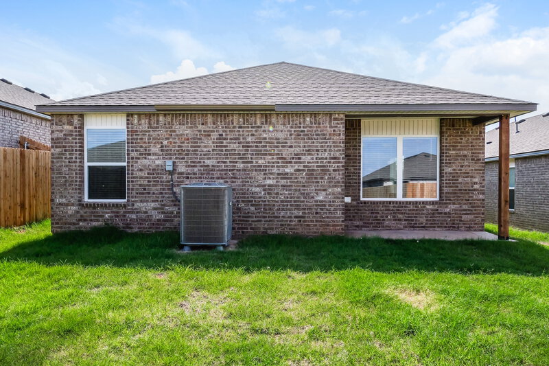 1,575/Mo, 10052 Blackjack Rd Yukon, OK 73099 Misc View 17