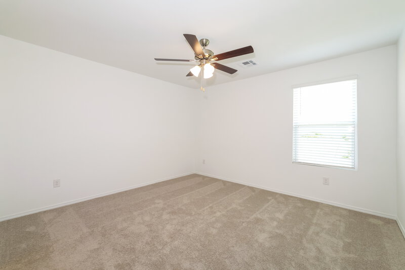 1,730/Mo, 12816 Torretta Way Yukon, OK 73099 Main Bedroom View