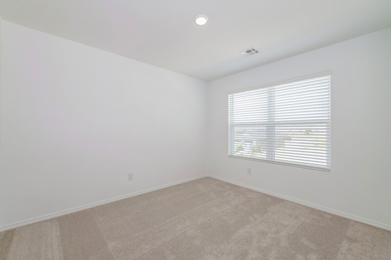 1,990/Mo, 12812 Torretta Way Yukon, OK 73099 Bedroom View 2