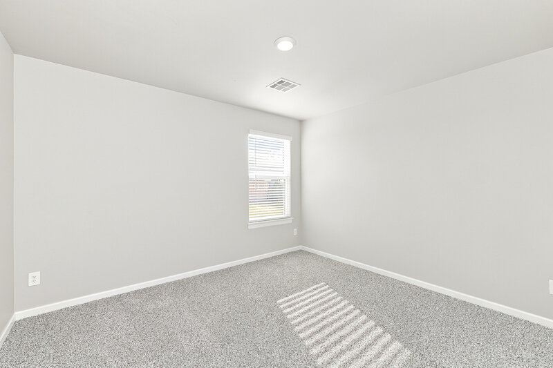 1,995/Mo, 12716 Torretta Way Yukon, OK 73099 Bedroom View 2