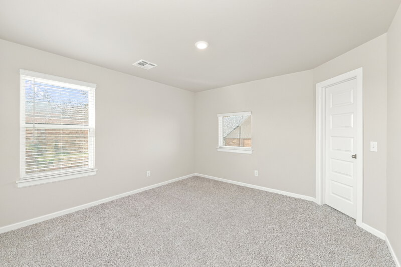 1,995/Mo, 12716 Torretta Way Yukon, OK 73099 Bedroom View 3