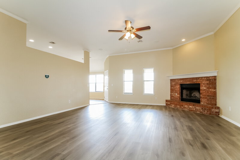 1,455/Mo, 1405 Cherokee Ln Blanchard, OK 73010 Living Room View 2
