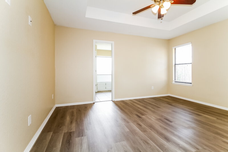 1,455/Mo, 1405 Cherokee Ln Blanchard, OK 73010 Main Bedroom View