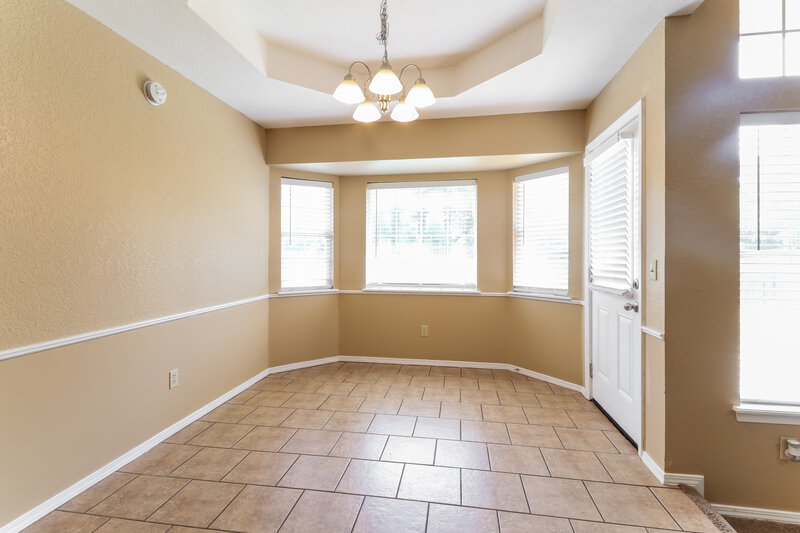 1,533/Mo, 16915 Sunny Hollow Rd Edmond, OK 73012 Dining Room View 3