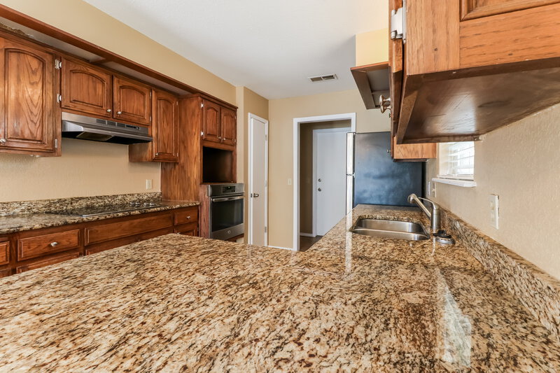 1,533/Mo, 16915 Sunny Hollow Rd Edmond, OK 73012 Kitchen View